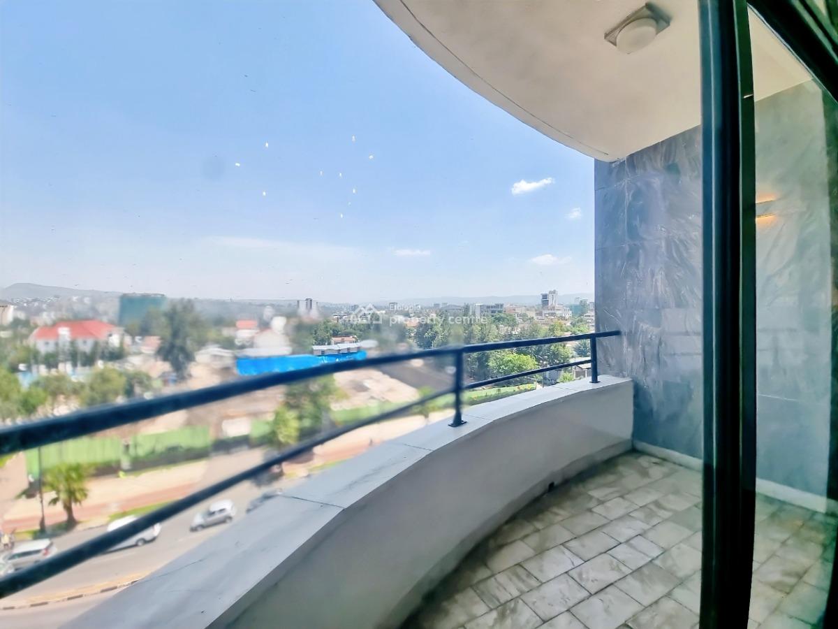 Bright & Spacious 3-bedroom Apartment -- Old Airport, Nifas Silk-lafto, Addis Ababa, Apartment for Rent