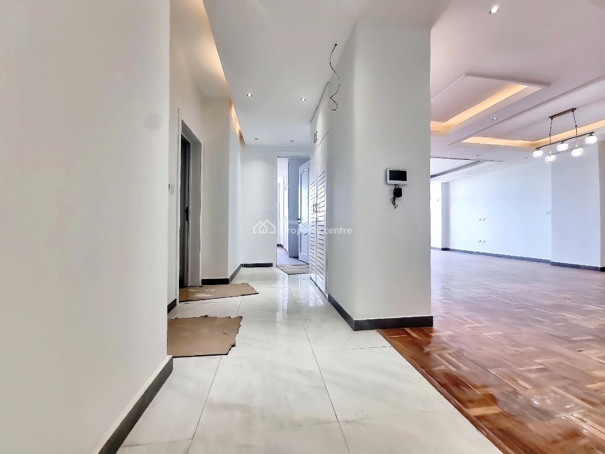 Bright & Spacious 3-bedroom Apartment -- Old Airport, Nifas Silk-lafto, Addis Ababa, Apartment for Rent