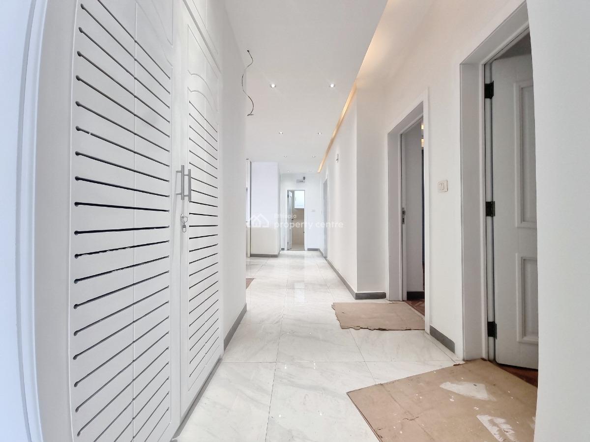 Bright & Spacious 3-bedroom Apartment -- Old Airport, Nifas Silk-lafto, Addis Ababa, Apartment for Rent
