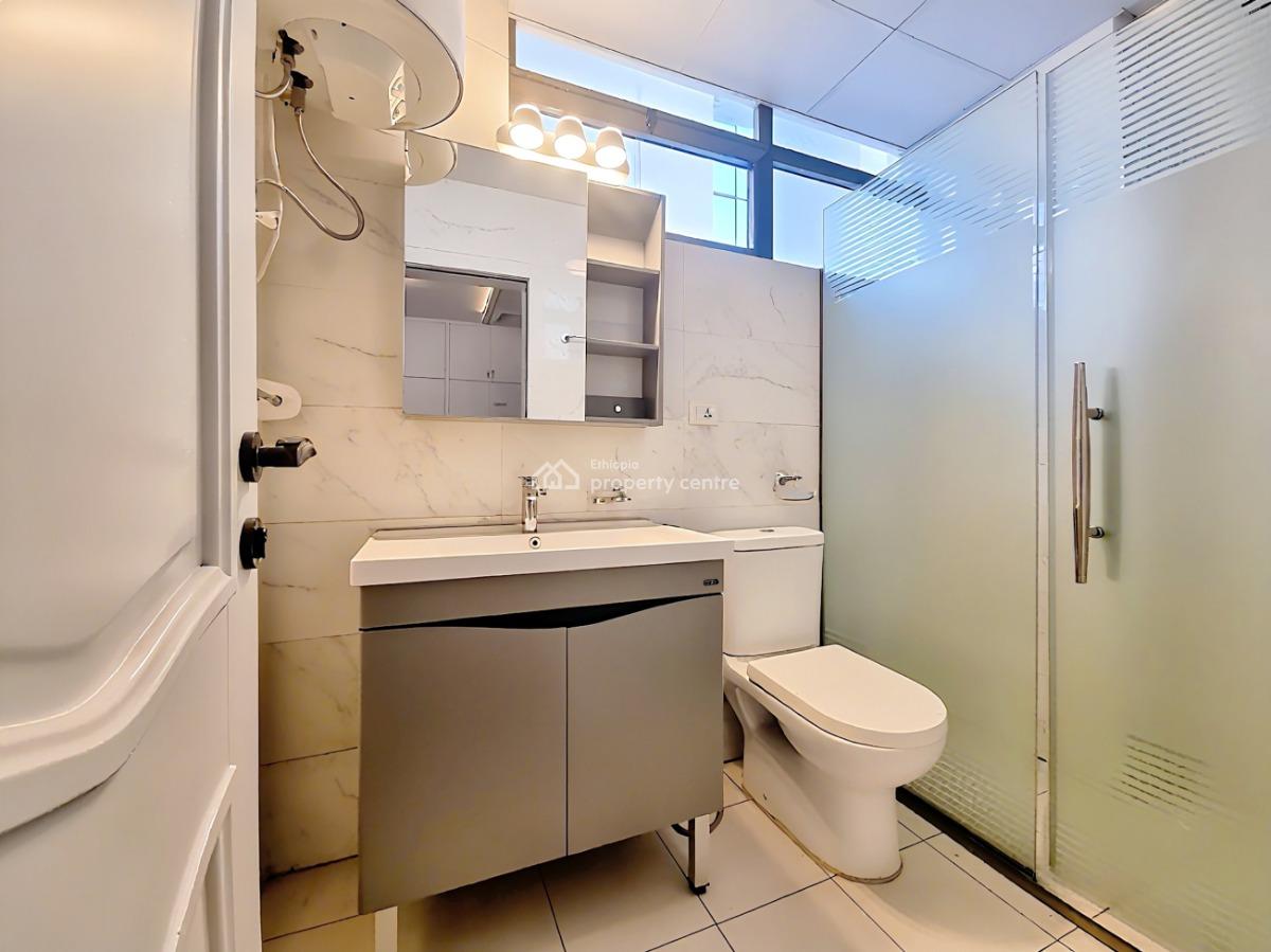 Bright & Spacious 3-bedroom Apartment -- Old Airport, Nifas Silk-lafto, Addis Ababa, Apartment for Rent