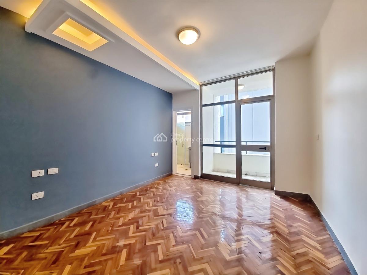 Bright & Spacious 3-bedroom Apartment -- Old Airport, Nifas Silk-lafto, Addis Ababa, Apartment for Rent