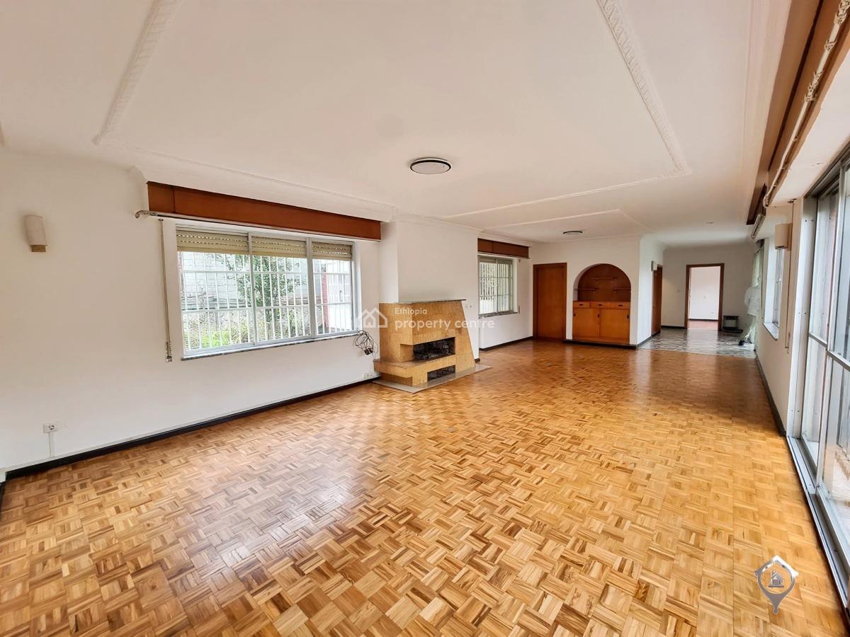 Cozy Family Home -- Old Airport Near Ics & Brana School, Nifas Silk-lafto, Addis Ababa, House for Rent
