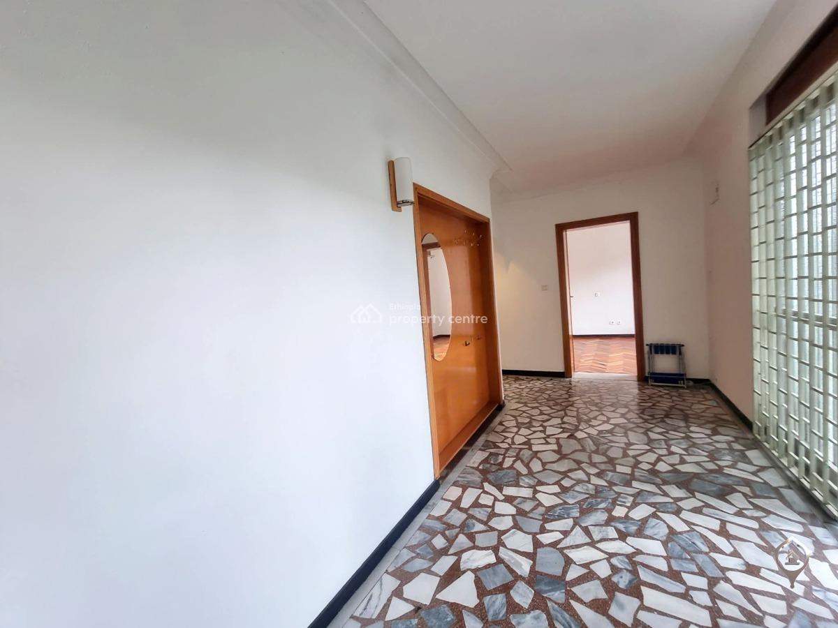 Cozy Family Home -- Old Airport Near Ics & Brana School, Nifas Silk-lafto, Addis Ababa, House for Rent