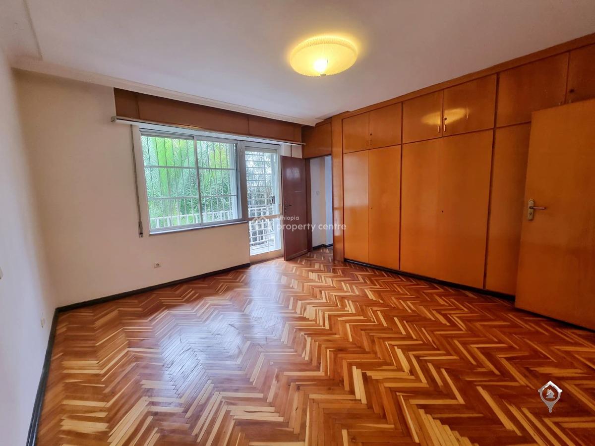 Cozy Family Home -- Old Airport Near Ics & Brana School, Nifas Silk-lafto, Addis Ababa, House for Rent
