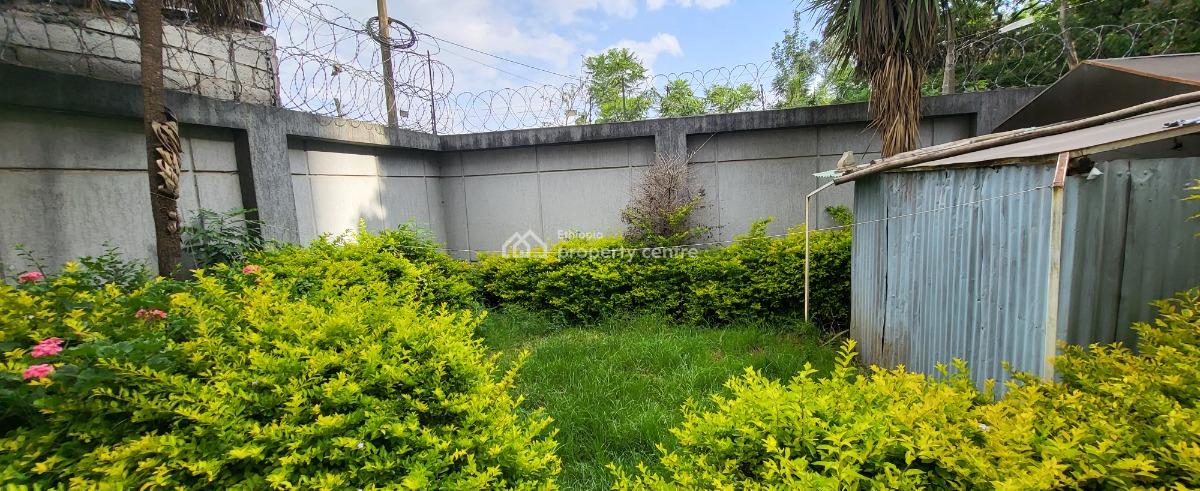 Diplomatic Embassy Standard Residence Near Kazanchis, Kazanchis, Kazanchis, Addis Ababa, Terraced Duplex for Rent