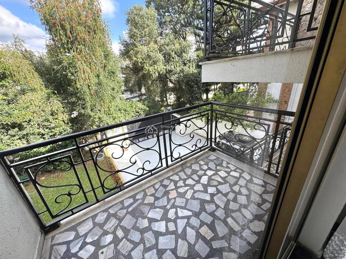 𝐄𝐱𝐜𝐥𝐮𝐬𝐢𝐯𝐞 𝟒-𝐁𝐞𝐝𝐫𝐨𝐨𝐦 𝐃𝐢𝐩𝐥𝐨𝐦𝐚𝐭𝐢𝐜 𝐑𝐞𝐬𝐢𝐝𝐞, Yeka, Addis Ababa, Terraced Duplex for Rent