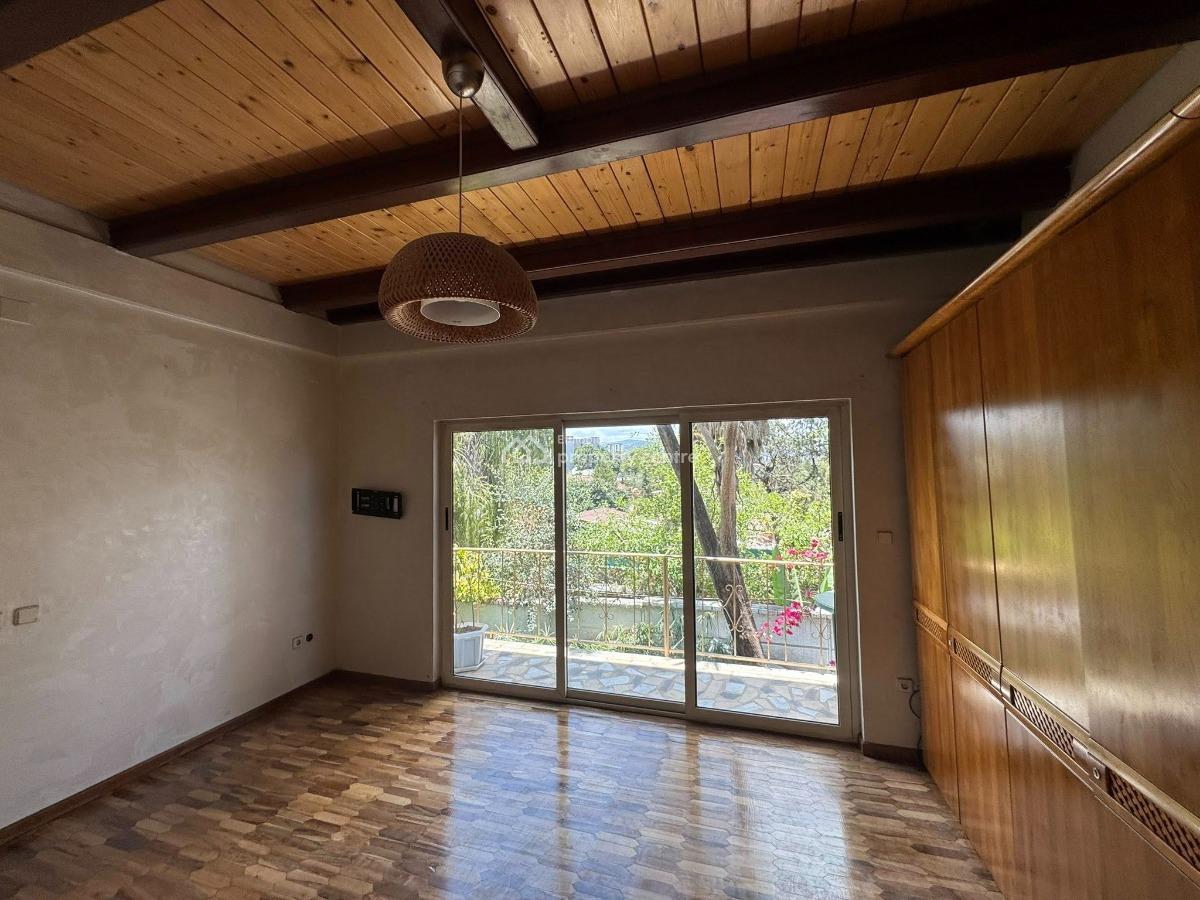 Classic 4 Bedroom Home, Bole, Bole, Addis Ababa, House for Rent