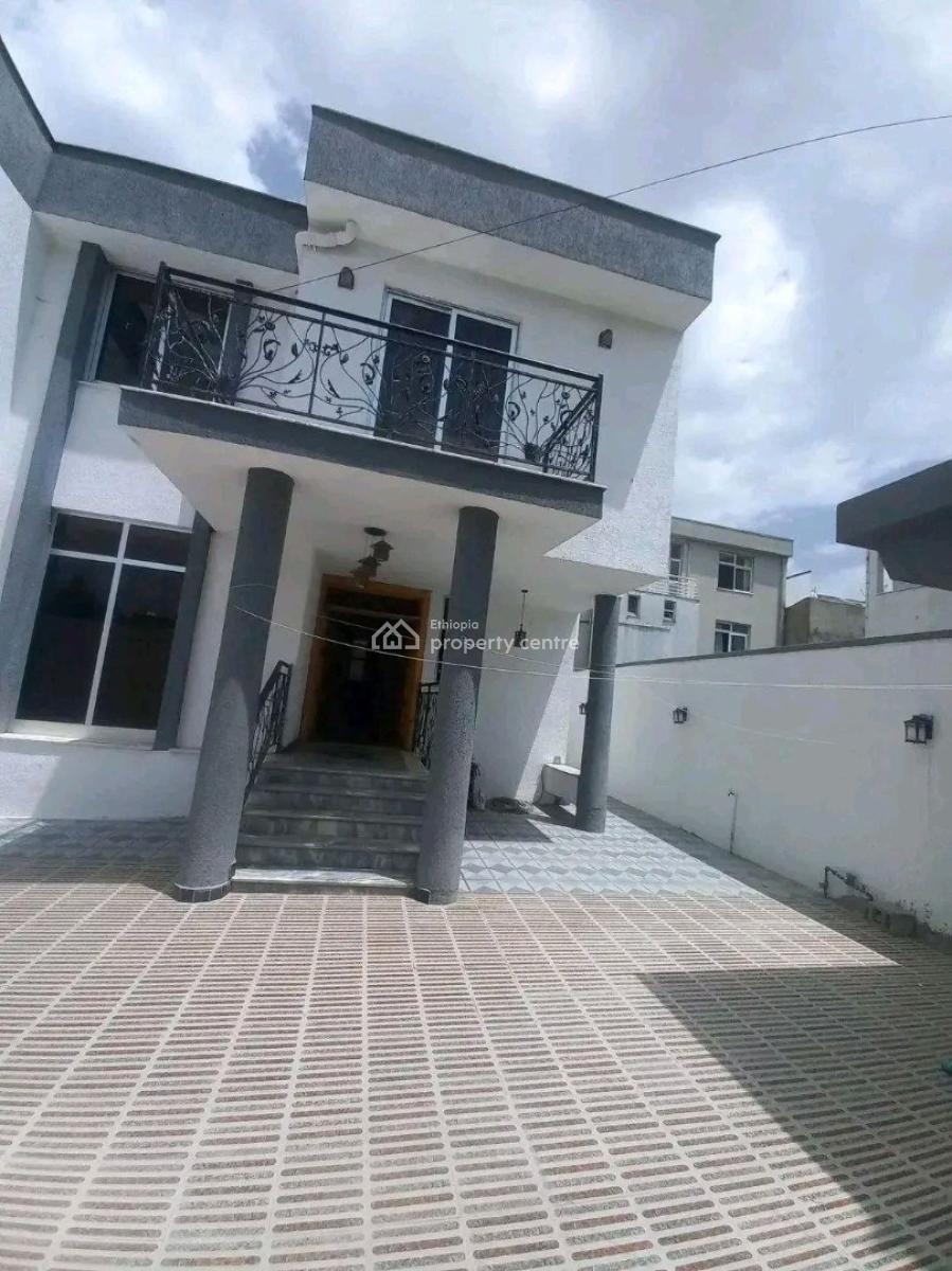 Ayat, B+g+1 Luxury House ......300sqm, Ayat Compound, Bole, Addis Ababa, House for Sale