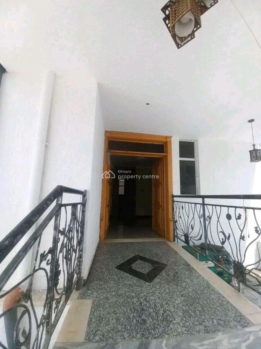 Ayat, B+g+1 Luxury House ......300sqm, Ayat Compound, Bole, Addis Ababa, House for Sale