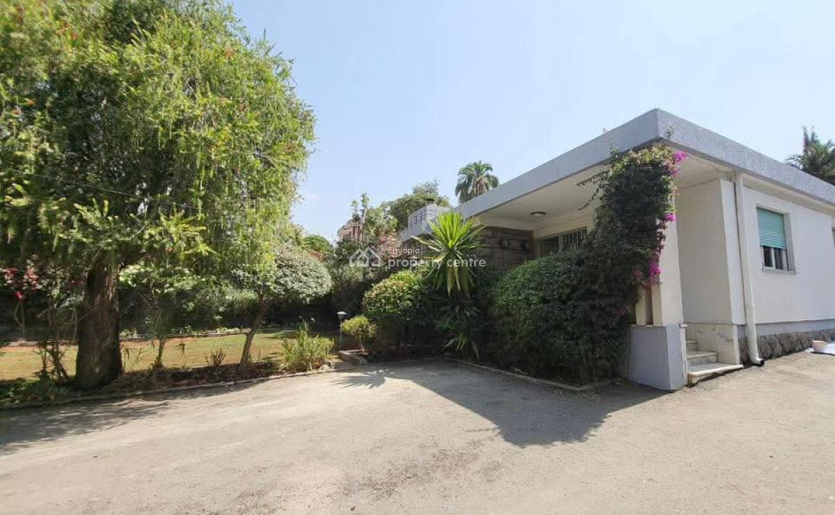 Spacious Family Villa at  Bole Rwanda (1,110 Sqm Compound, Expa, Bole Rwanda, Bole, Addis Ababa, House for Rent