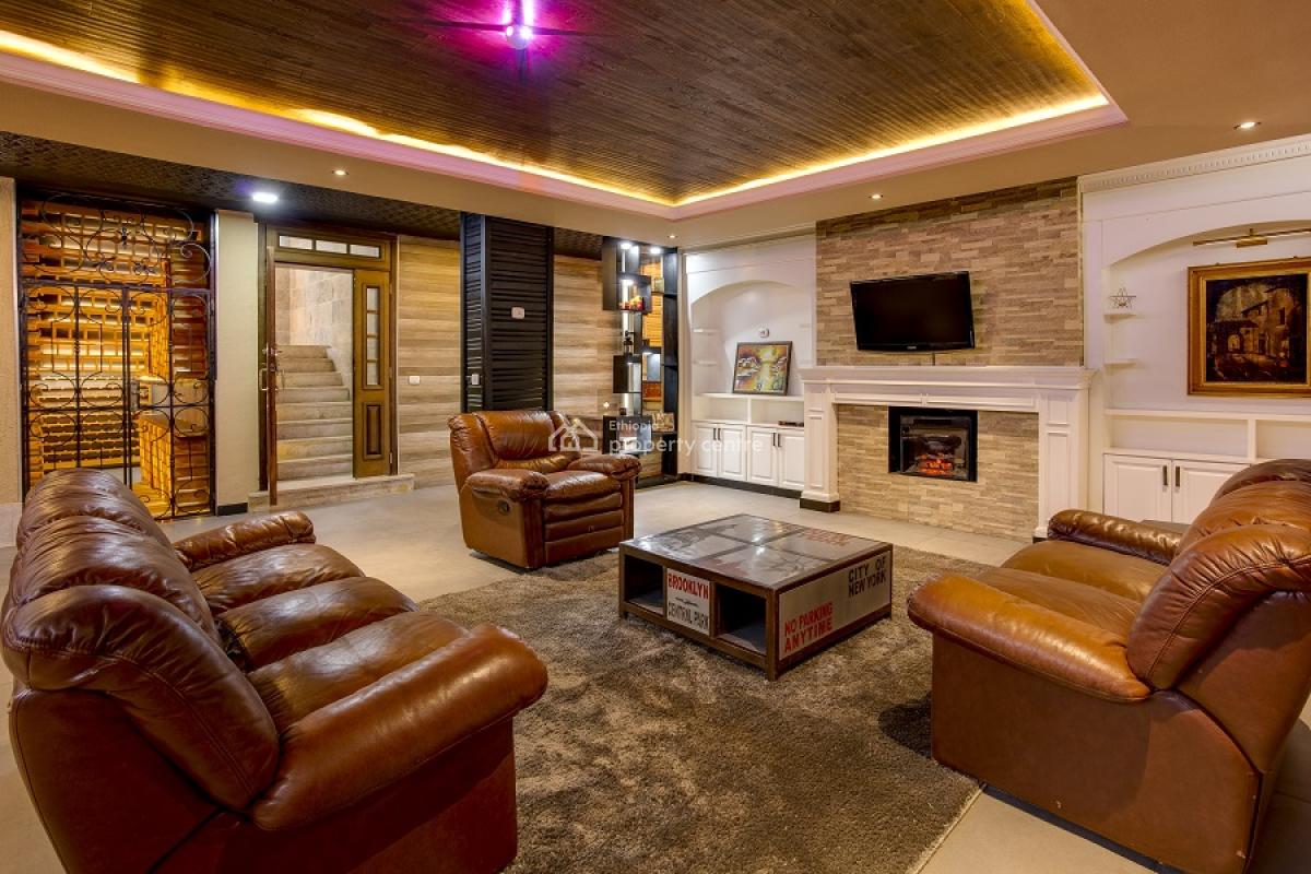 a High Quality Big House , Walking Distance to The African Union., Nifas Silk-lafto, Addis Ababa, House for Rent