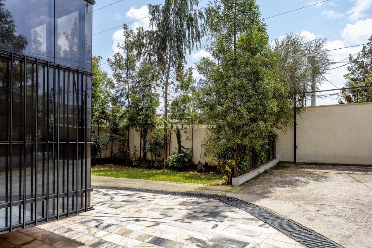 a High Quality Big House , Walking Distance to The African Union., Nifas Silk-lafto, Addis Ababa, House for Rent