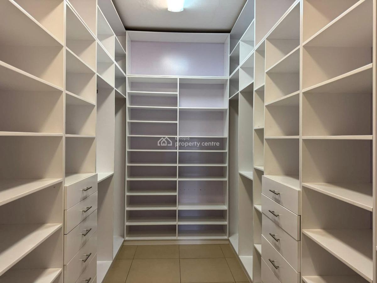 Spacious 400sqm Apartment, Bole, Bole, Addis Ababa, Apartment for Rent