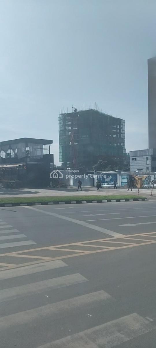 Luxury 2 Bedroom Apartment with Extra Gust Room with 25% Discount, Piaasa, Arada, Addis Ababa, Apartment for Sale
