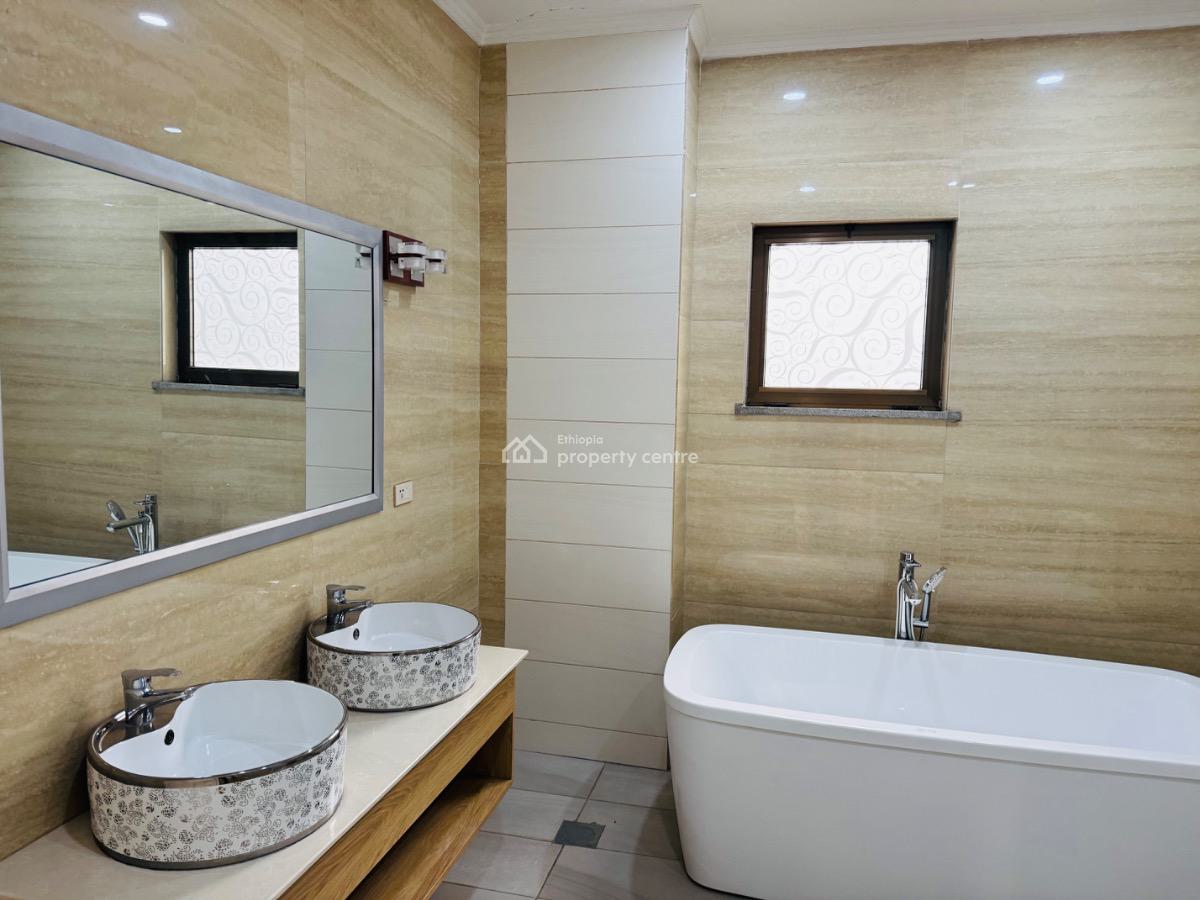 Majestic 3 Bedroom Penthouse, Bole Road, Bole, Addis Ababa, Apartment for Rent