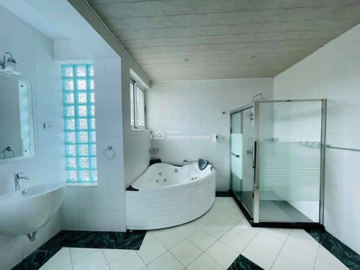 Elegant 4 Bedroom Family Home, Meskel Flower, Kirkos, Addis Ababa, House for Rent