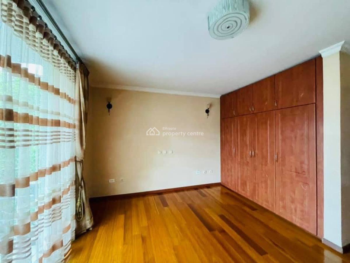 Elegant 4 Bedroom Family Home, Meskel Flower, Kirkos, Addis Ababa, House for Rent