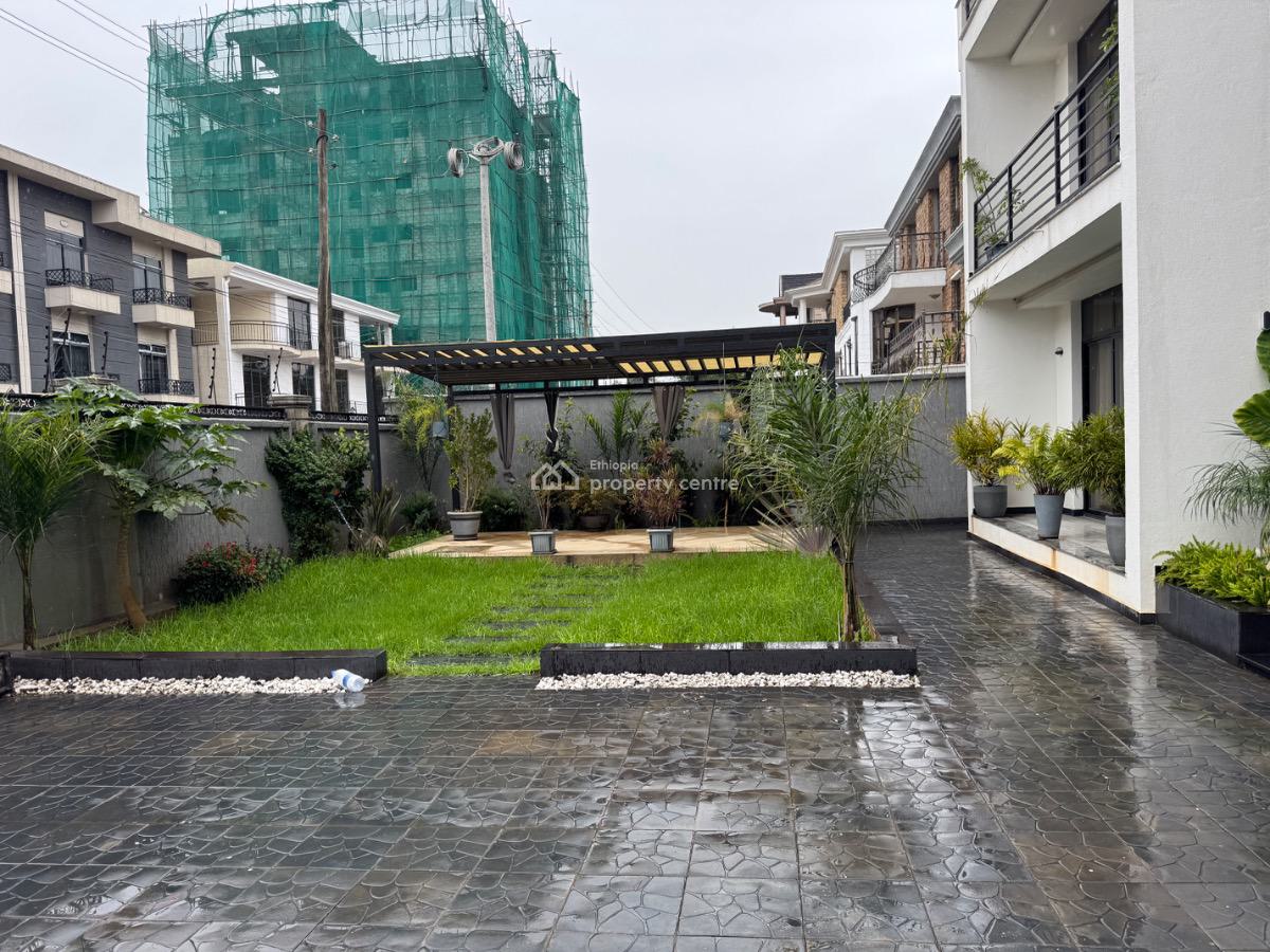 Comfortable 5 Bedroom House, 10 Minutes Drive to Ics, Nifas Silk-lafto, Addis Ababa, House for Rent