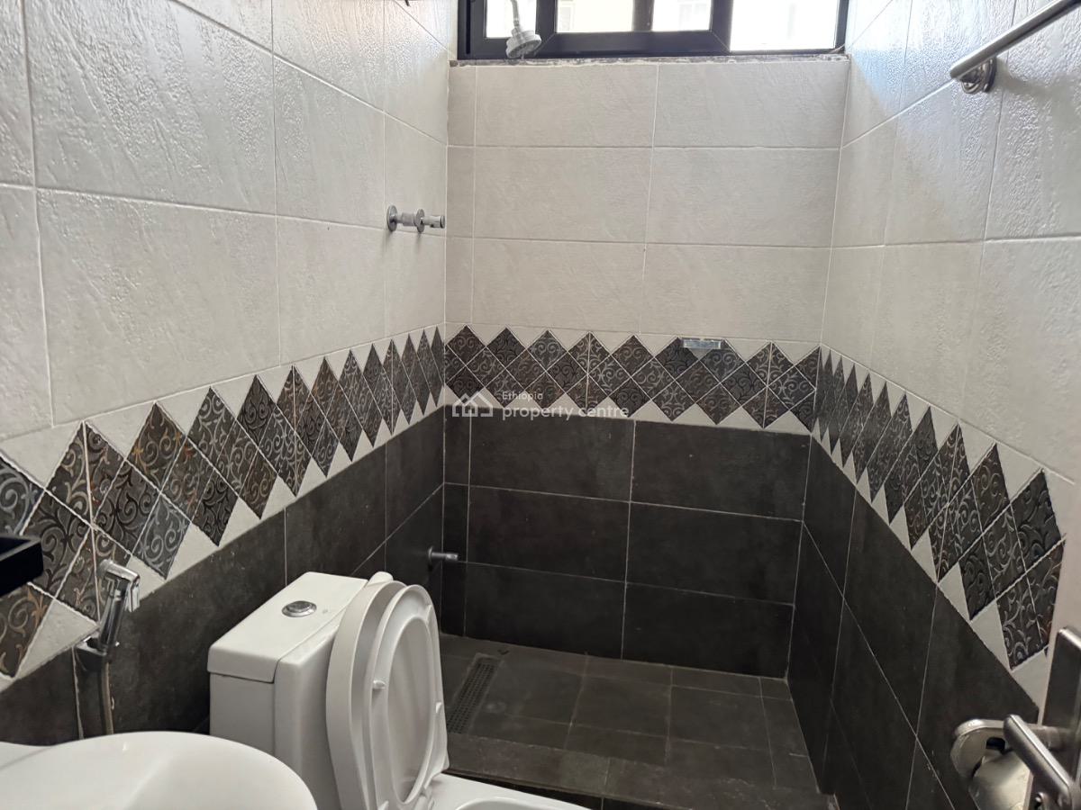 Comfortable 5 Bedroom House, 10 Minutes Drive to Ics, Nifas Silk-lafto, Addis Ababa, House for Rent