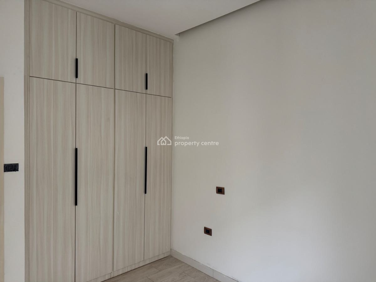 Drop Dead Gorgeous 3 Bedroom Villa, 10 Minutes Drive to Ics, Nifas Silk-lafto, Addis Ababa, House for Rent