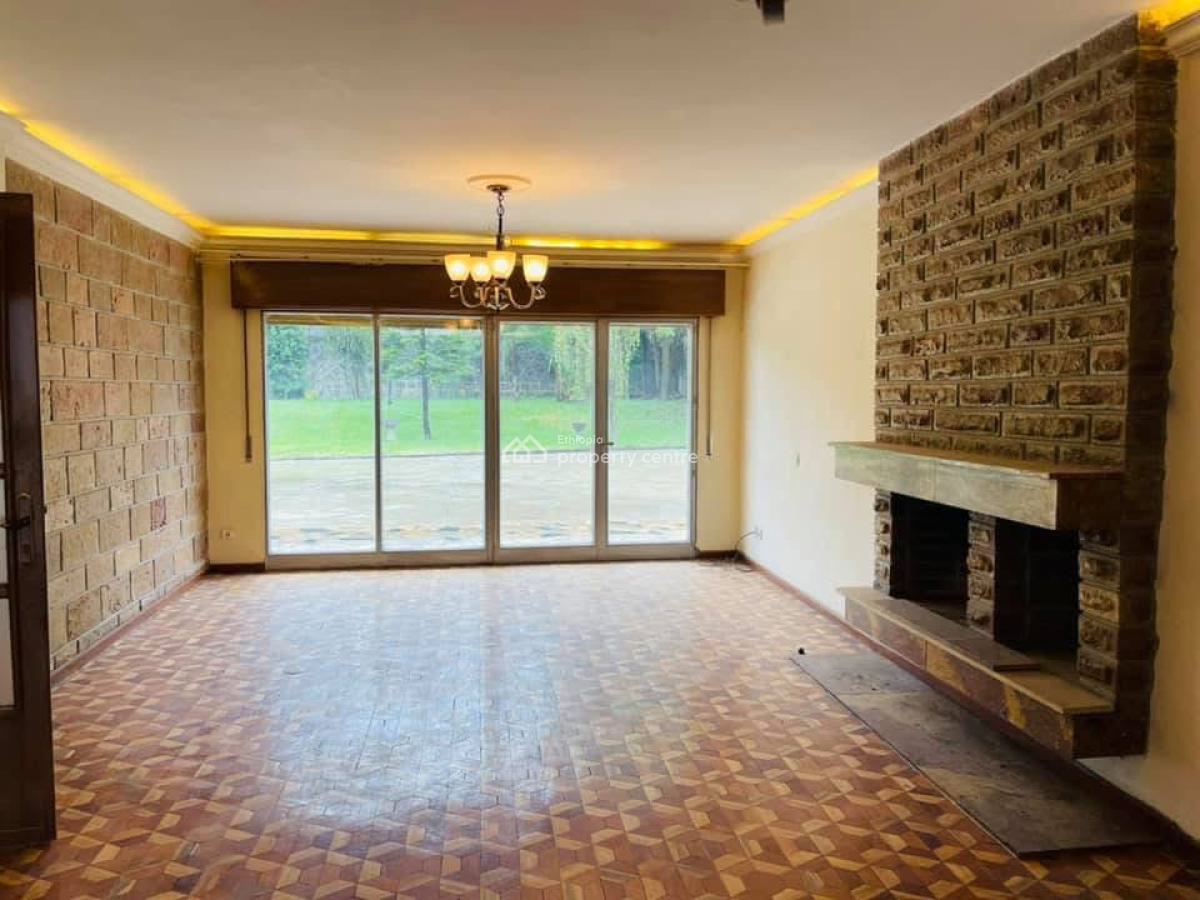 Spacious 3 Bedroom Villa, Meskel Flower, Kirkos, Addis Ababa, House for Rent