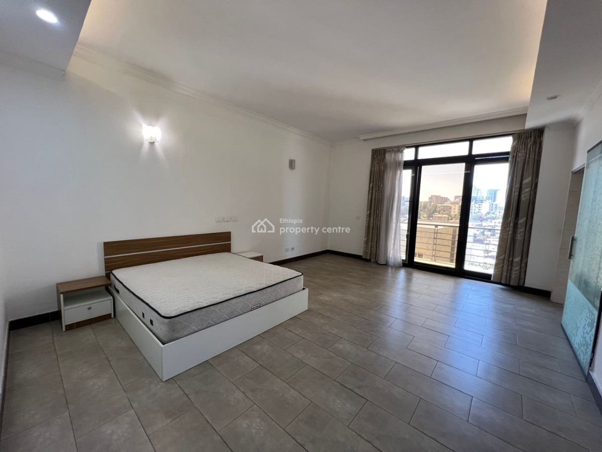 Spacious 3 Bedroom Apartment, 5 Minutes Drive to Eca, Kirkos, Addis Ababa, Apartment for Rent