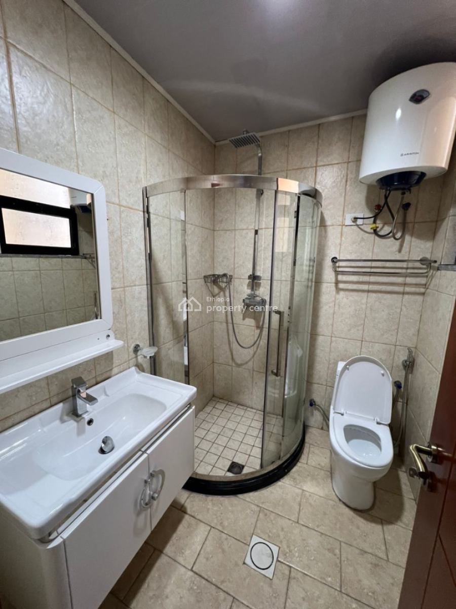Spacious 3 Bedroom Apartment, 5 Minutes Drive to Eca, Kirkos, Addis Ababa, Apartment for Rent