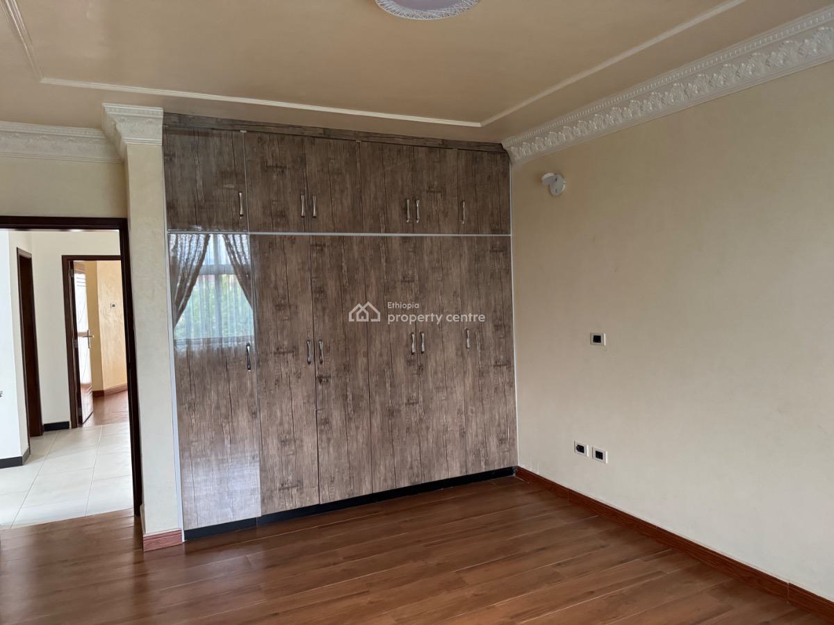 Glamorous 5 Bedroom Home, 10 Minutes Drive to Ics, Nifas Silk-lafto, Addis Ababa, House for Rent