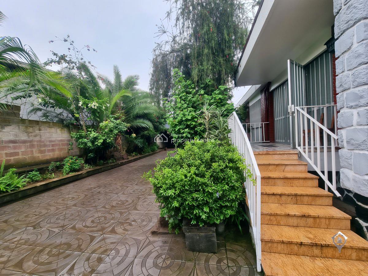 Charming Home -- Old Airport (near Ics & Brana), Nifas Silk-lafto, Addis Ababa, House for Rent