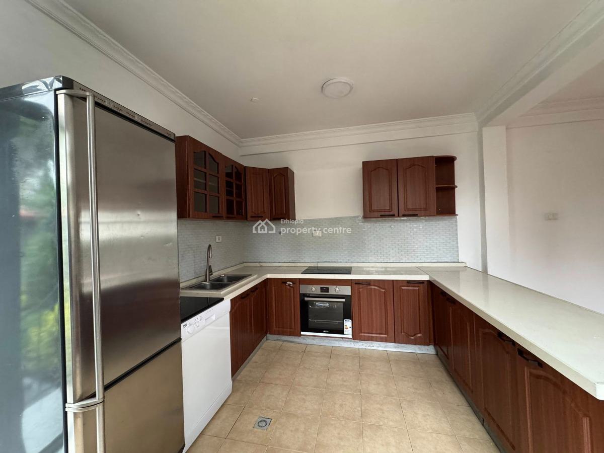 Impressive 4 Bedroom Family Home, Yeka, Yeka, Addis Ababa, House for Rent