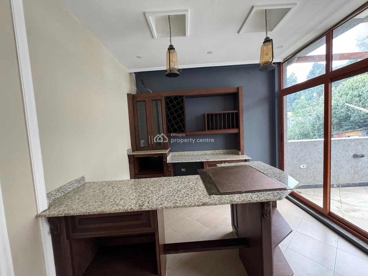 Extraordinary 6 Bedroom Family Residence, Yeka, Yeka, Addis Ababa, House for Rent