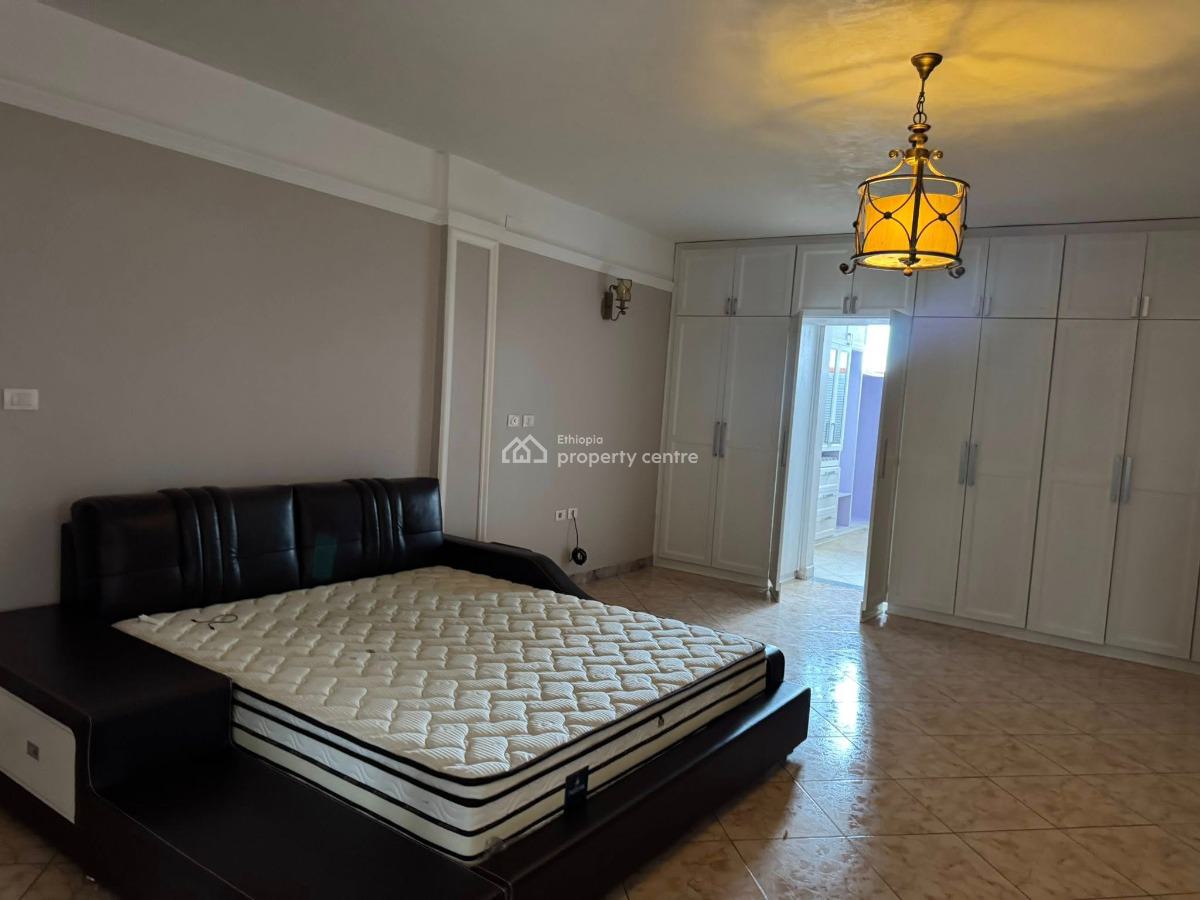 Extraordinary 6 Bedroom Family Residence, Yeka, Yeka, Addis Ababa, House for Rent