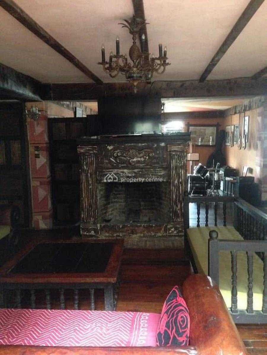 Oldschool 4 Bedroom Family Home, Gullele, Gullele, Addis Ababa, House for Rent