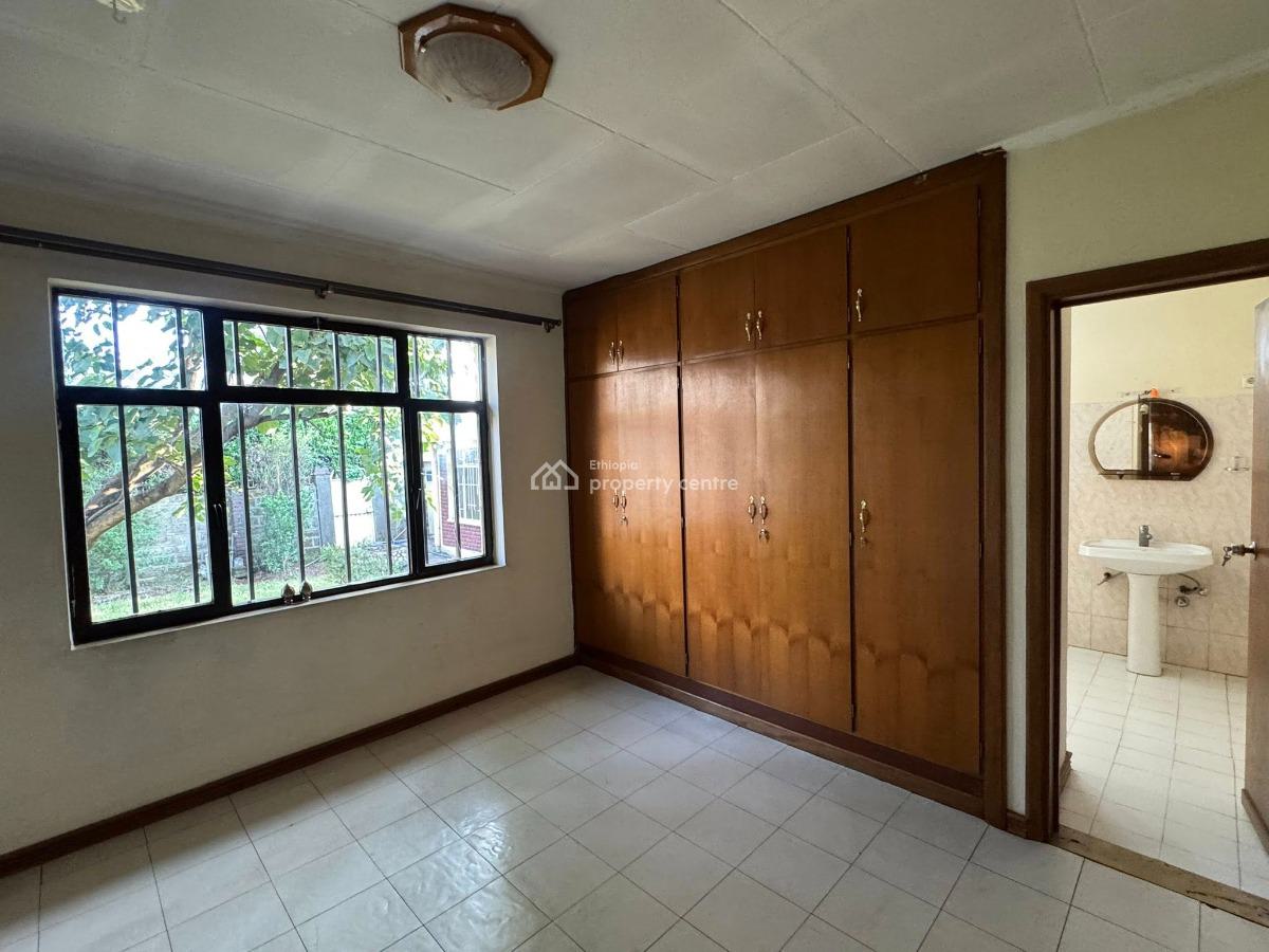 Cozy 3 Bedroom Villa, Bole, Bole, Addis Ababa, House for Rent