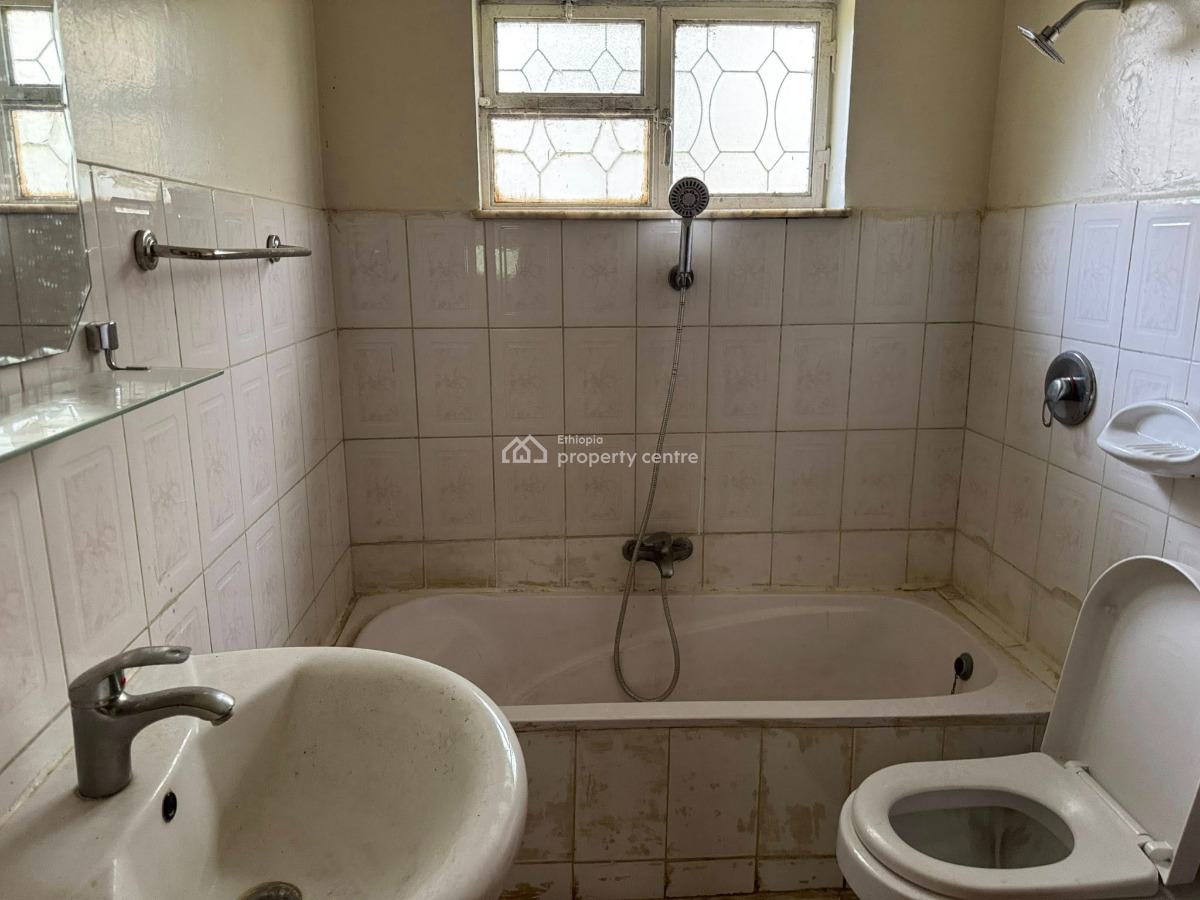 Garden Paradise 3 Bedroom Villa, Lideta, Lideta, Addis Ababa, House for Rent