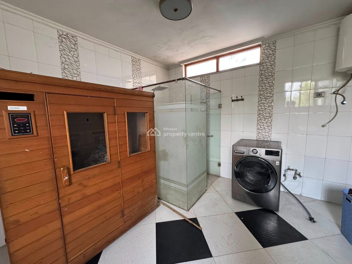 3 Storey 8 Bedrooms Family Home, Lideta, Lideta, Addis Ababa, House for Rent