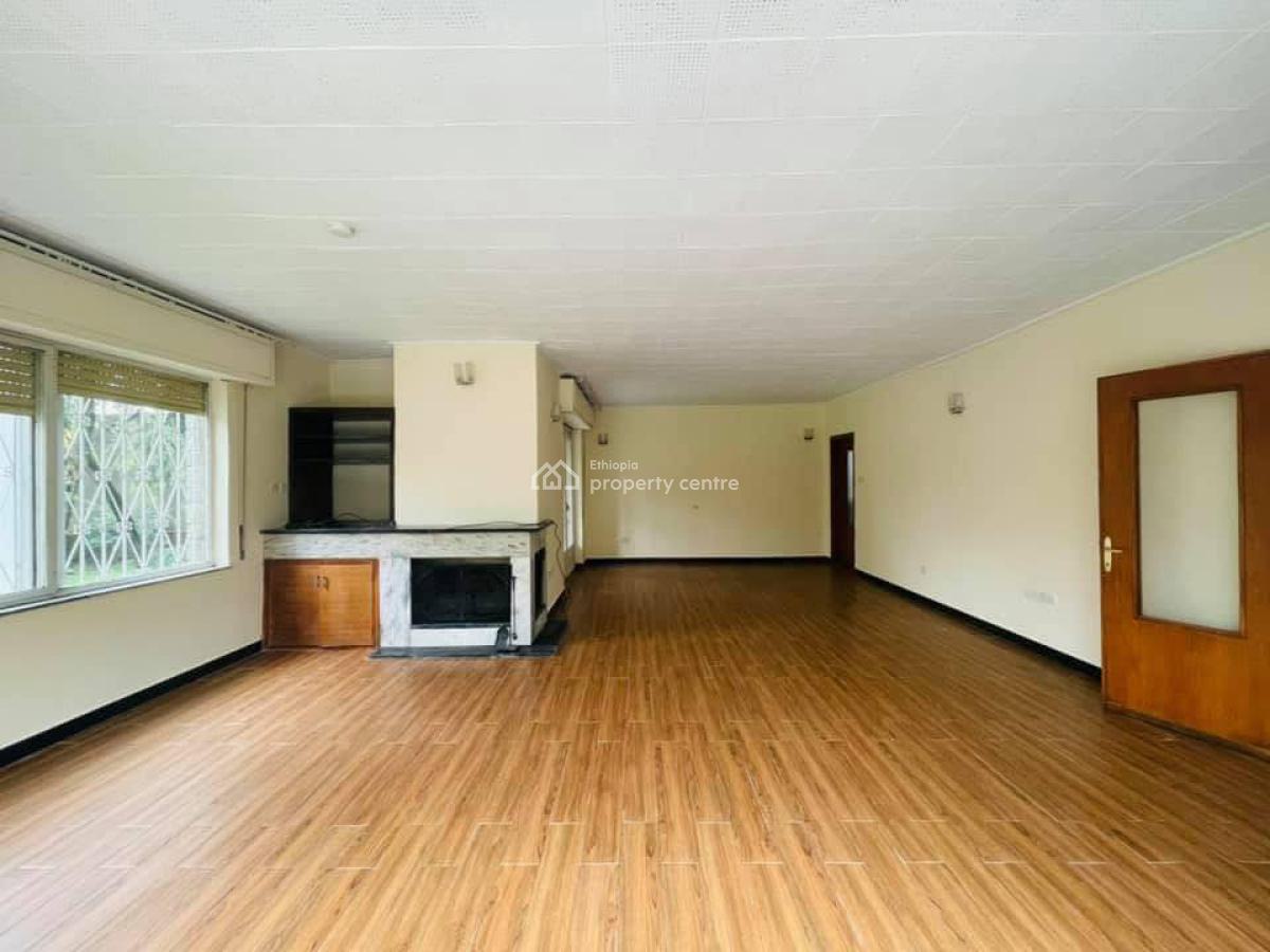 Sunlit 3 Bedroom Villa, Bole, Bole, Addis Ababa, House for Rent