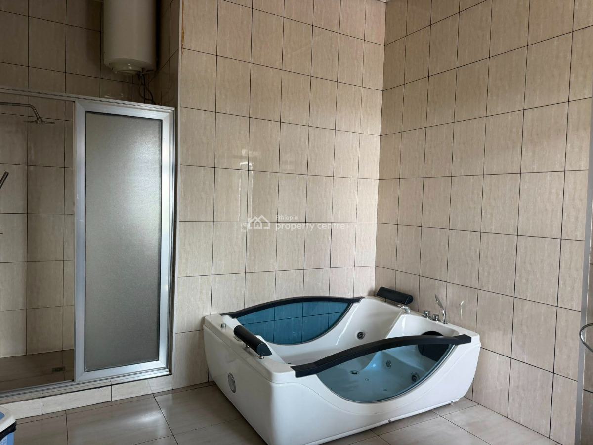 Neat and Tidy 5 Bedroom Family Residence, Lideta, Lideta, Addis Ababa, House for Rent