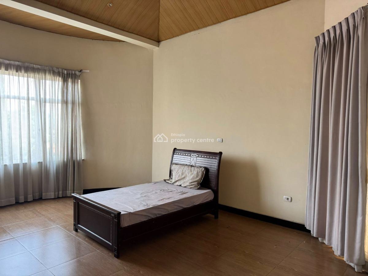 Neat and Tidy 5 Bedroom Family Residence, Lideta, Lideta, Addis Ababa, House for Rent