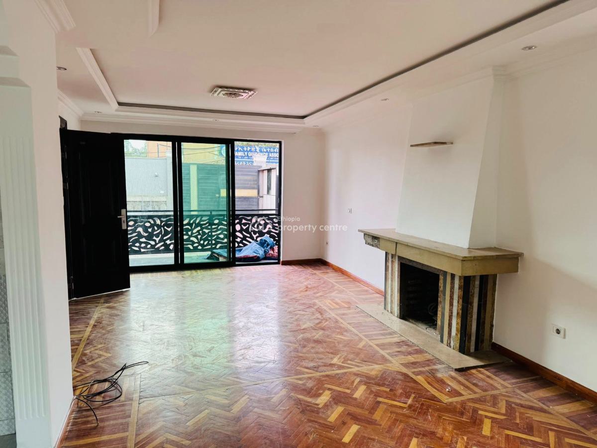 Renovated 3 Bedroom Villa, Kirkos, Kirkos, Addis Ababa, House for Sale