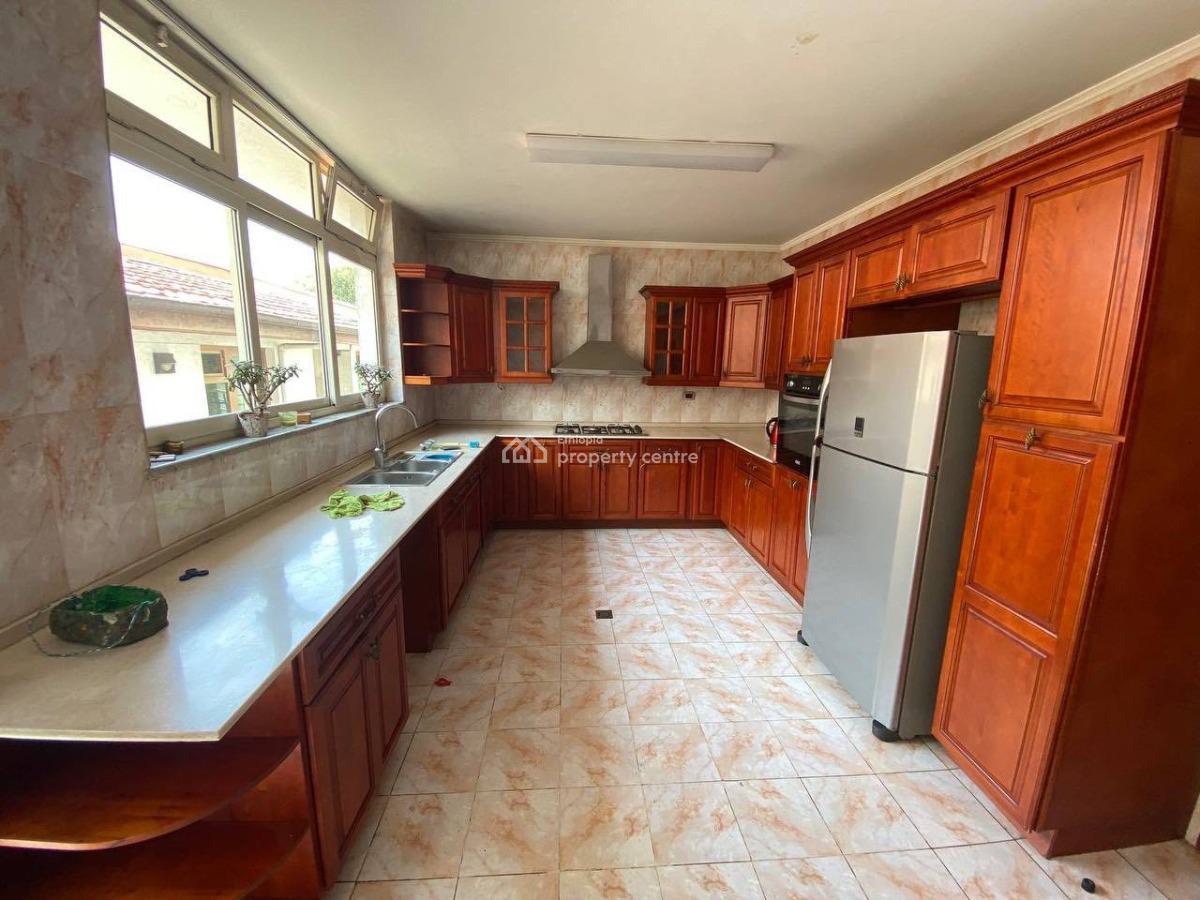 Elegant 4 Bedroom Villa, Yeka, Yeka, Addis Ababa, House for Sale