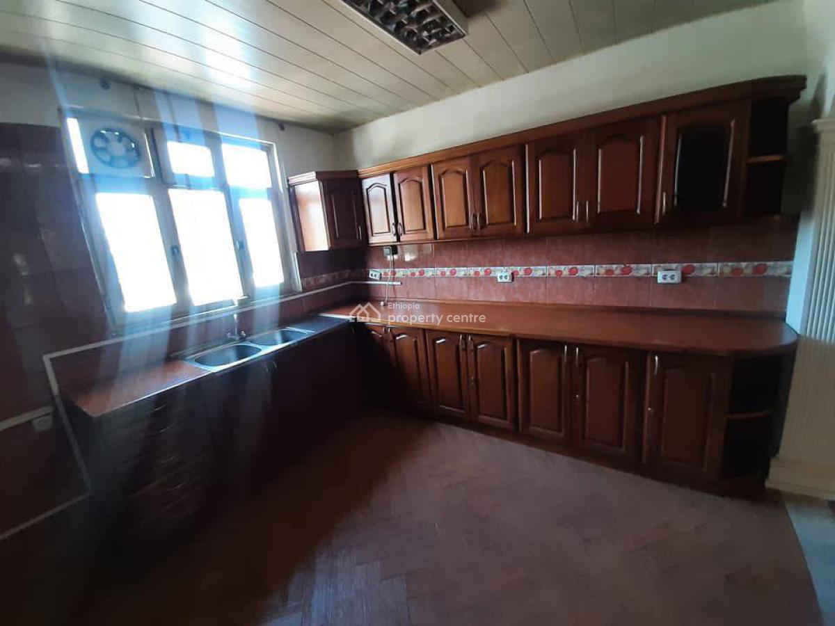 Nice 3 Bedroom Villa, Yeka, Yeka, Addis Ababa, House for Sale