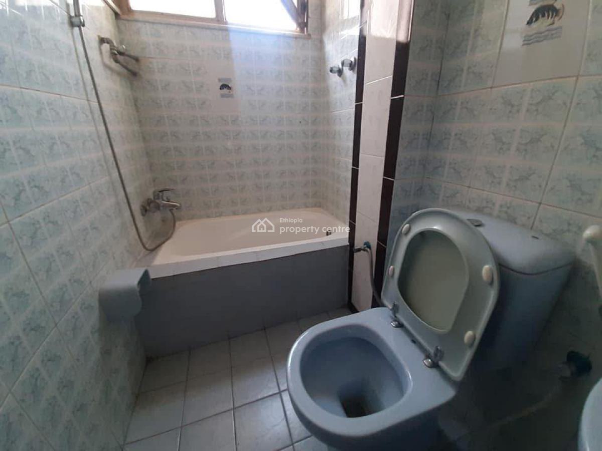 Nice 3 Bedroom Villa, Yeka, Yeka, Addis Ababa, House for Sale
