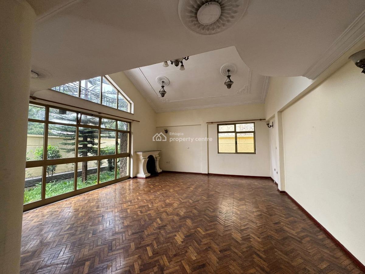 Good 3 Bedroom Vill, Yeka, Yeka, Addis Ababa, House for Sale