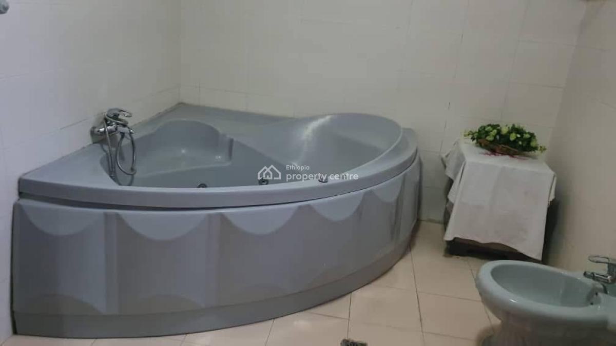 G+1 5 Bedroom Family Home, Lideta, Lideta, Addis Ababa, House for Sale