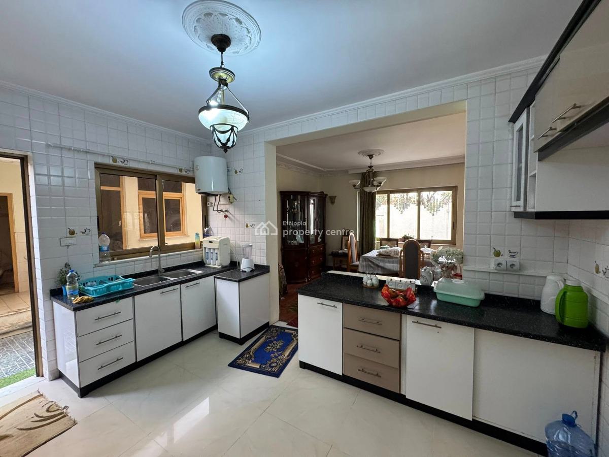 G+1 5 Bedroom Family Home, Lideta, Lideta, Addis Ababa, House for Sale