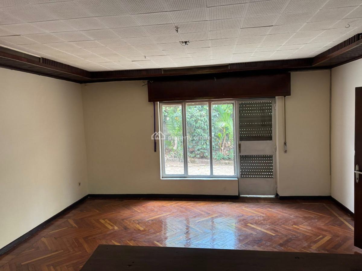 Extraordinary 5 Bedroom Villa, Yeka, Yeka, Addis Ababa, House for Sale