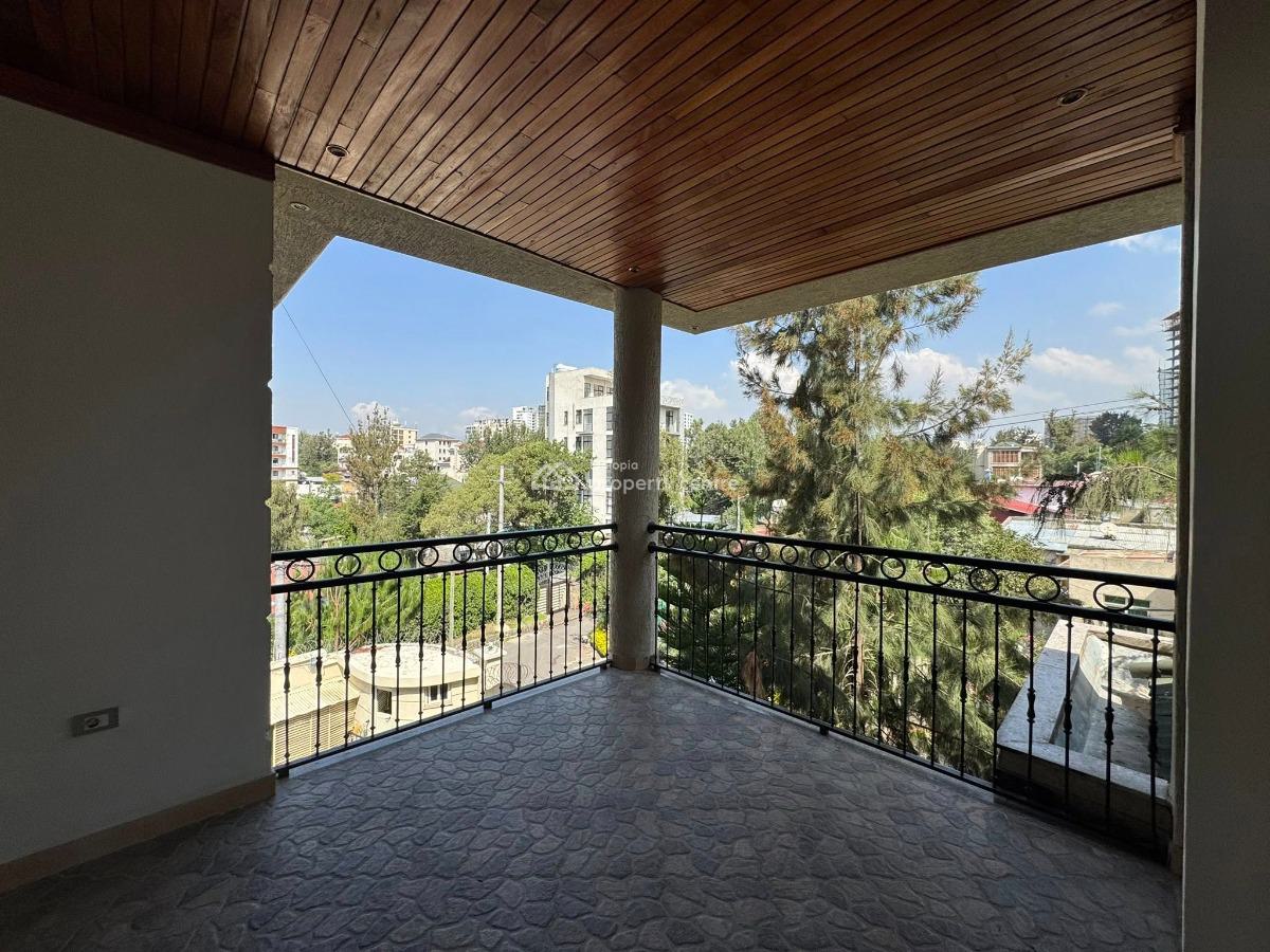 Comfortable 5 Bedroom Home, Lideta, Lideta, Addis Ababa, House for Sale