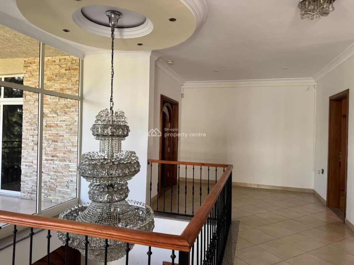 Comfortable 5 Bedroom Home, Lideta, Lideta, Addis Ababa, House for Sale