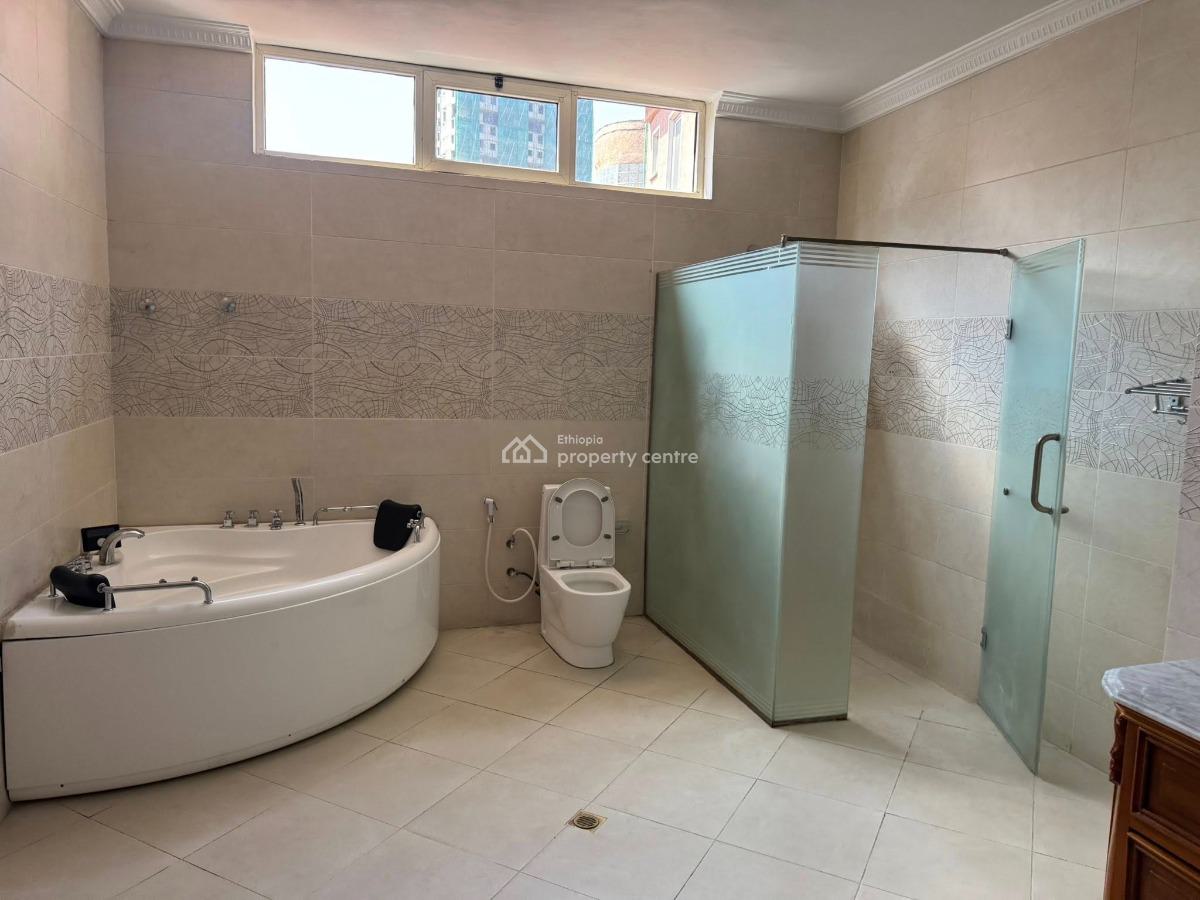 Comfortable 5 Bedroom Home, Lideta, Lideta, Addis Ababa, House for Sale